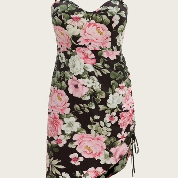 SHEIN Plus Floral Print Asymmetrical Cami Dress - Picture 2 of 5